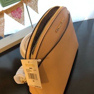 NWT Michael Kors - Emmy Medium Crossbody